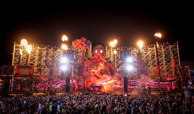 Desain Panggung Pertunjukan Yang Anti Mainstream - Future Stage Design
