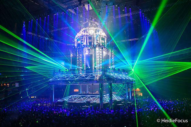 Desain Panggung Pertunjukan Yang Anti Mainstream - Future Stage Design