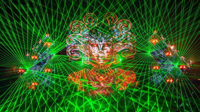 Desain Panggung Pertunjukan Yang Anti Mainstream - Future Stage Design