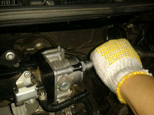 THROTTLE BODY SPACER "RASER" - SOLUSI TARIKAN MOBIL LEMOT