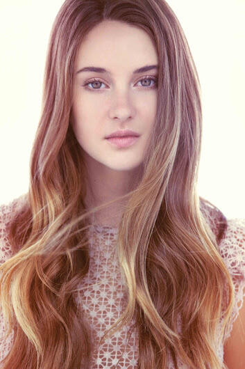 Shailene Woodley VS Melissa Theuriau (...real beauty talent...)