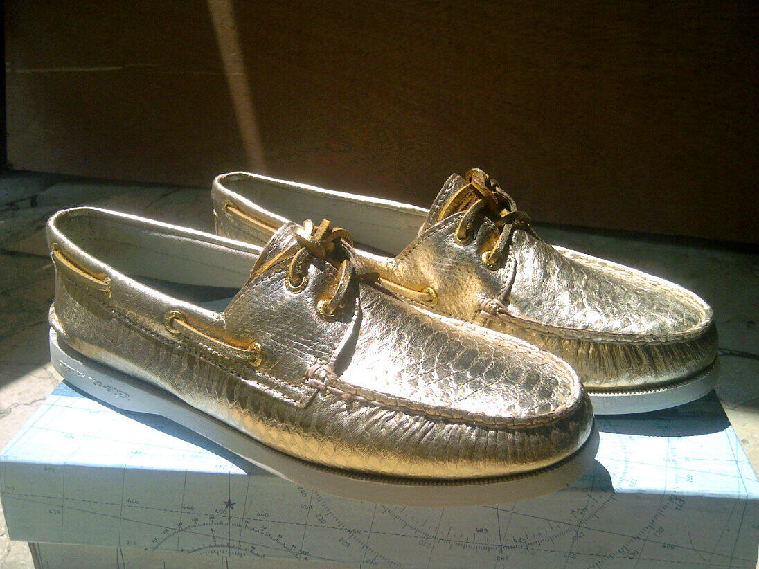 sperry sahara top sider