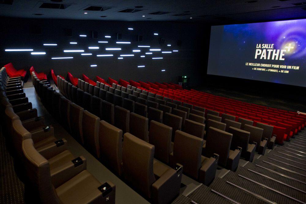 Bioskop Yang Mirip Bandara