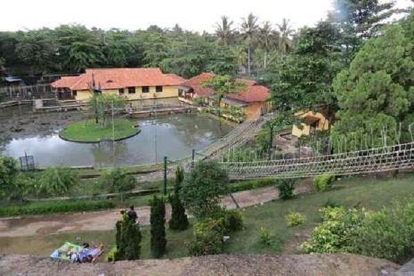 5 Pemandian Air Panas Tak Jauh dari Jakarta