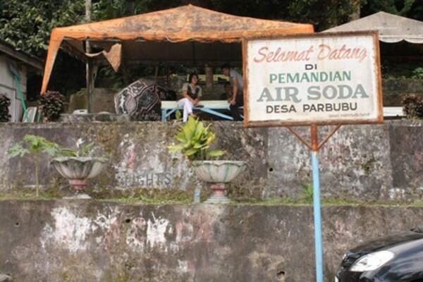 Aneh Tapi Nyata, Ada Pemandian Air Soda Alami di Sumut