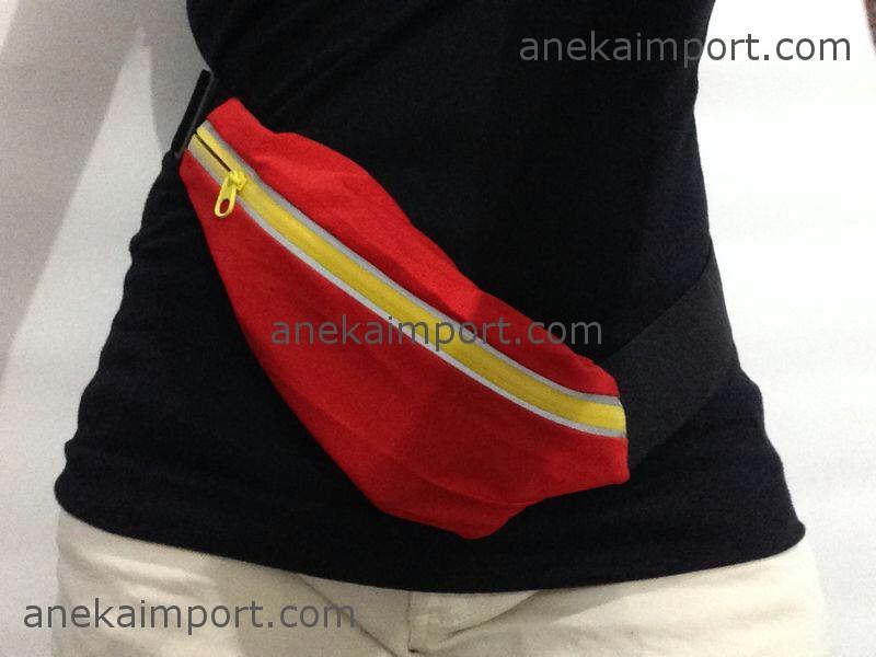 TAS NIKE,BAJU SENAM,AEROBIK ,ARMBAND,FITNES,GYM, OLAHRAGA,UNDERWATER CASE HP,SPIBELT