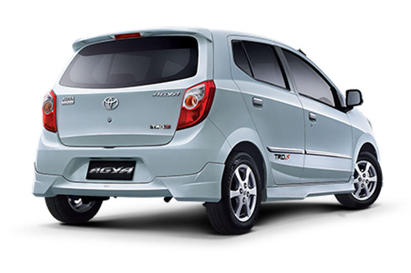 toyota AGYA kredit cash
