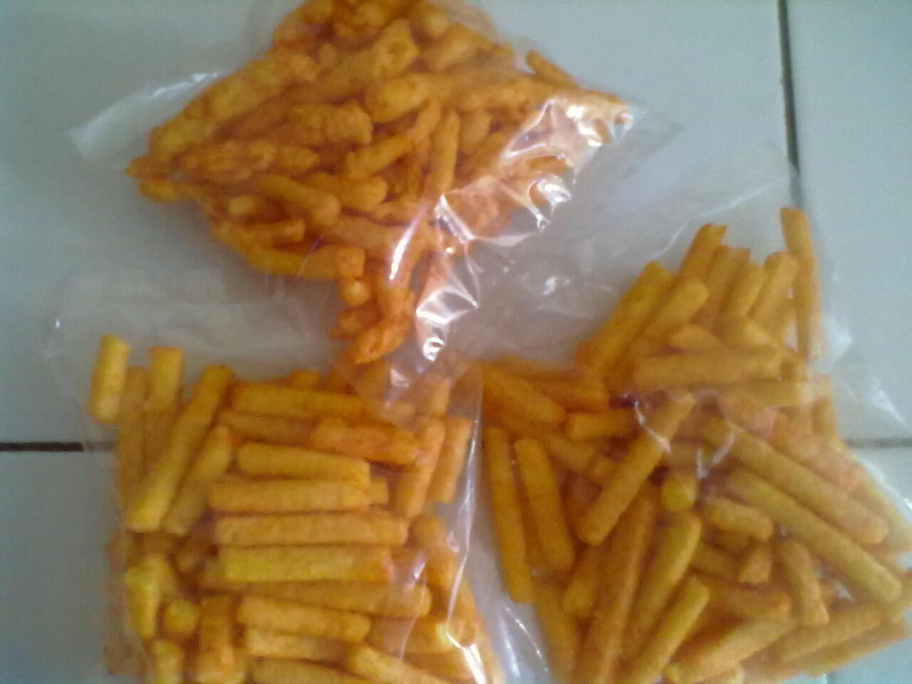 Bisnis Snack Serba Rp. 2000