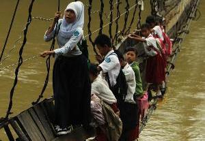 Miris Melihat, Perjuangan Anak Bangsa Untuk Belajar