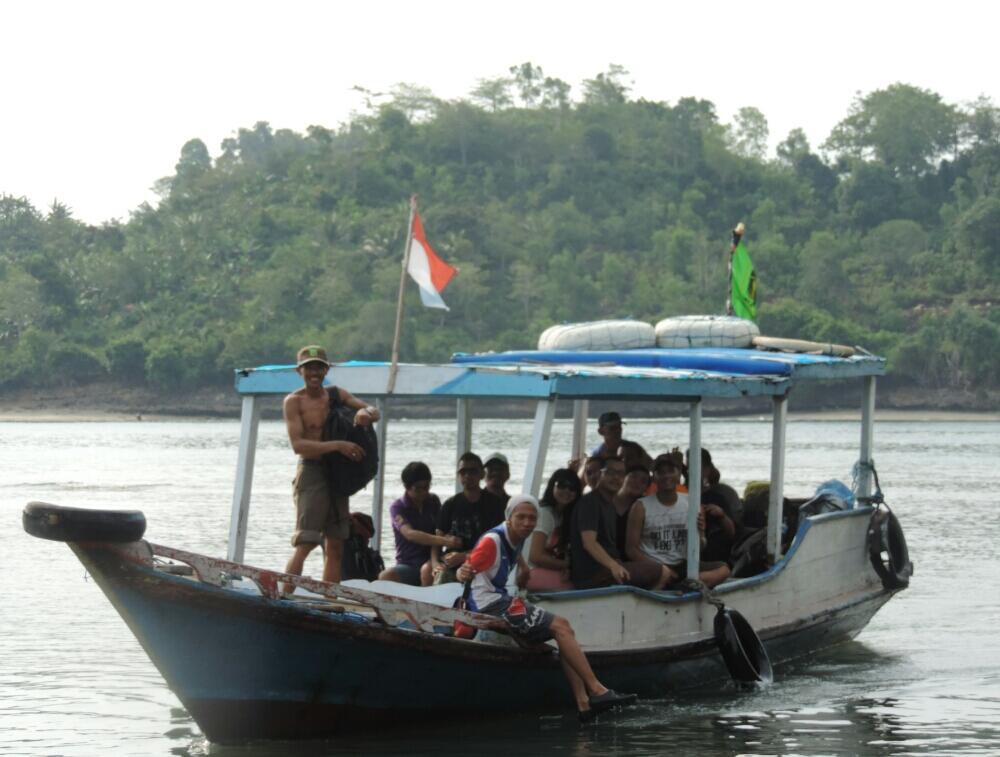 Sempu, Perjalanan Singkat Yang Menguras Tenaga