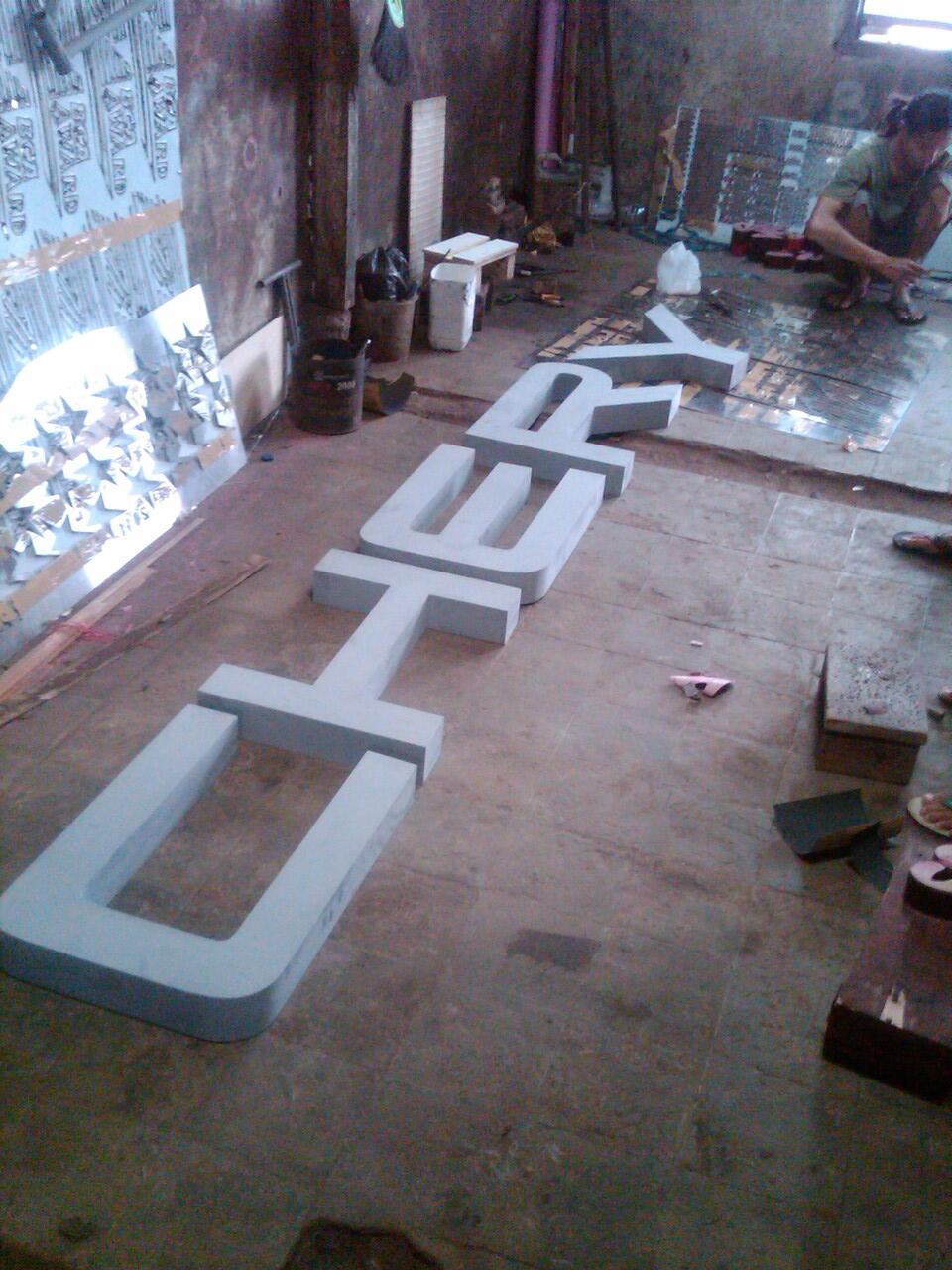 JASAPEMBUATANSIGNAGE,BILLBOARD,NEONBOX,NEON/PYLONSIGN,LETTER TIMBUL,PAJAK REKLAME