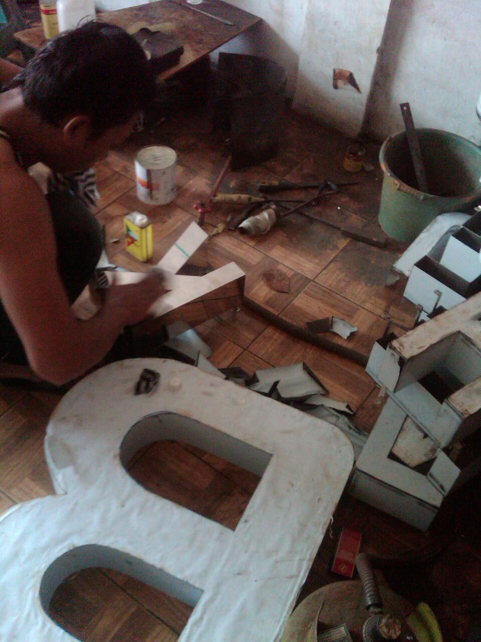 JASAPEMBUATANSIGNAGE,BILLBOARD,NEONBOX,NEON/PYLONSIGN,LETTER TIMBUL,PAJAK REKLAME