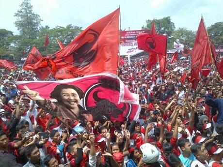 Mega: Dengan Uang dan Alat Kekuasaan, Dia Bisa Jadi Presiden