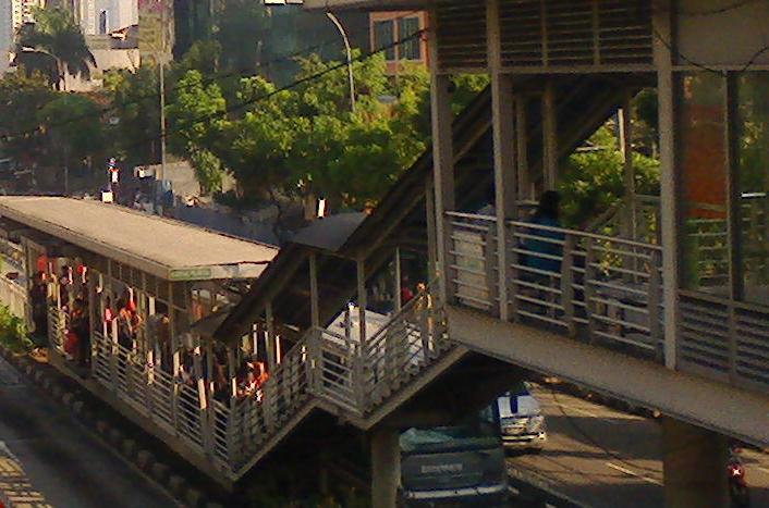 Sesaknya Kopaja di Kota Jokowi