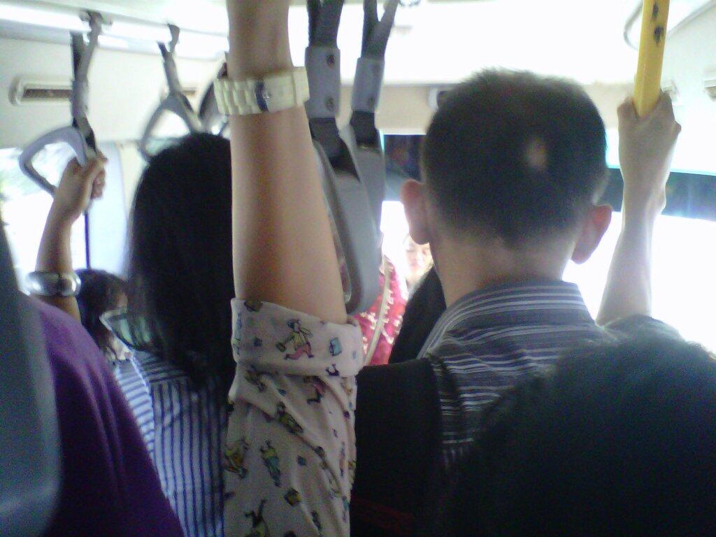 Foto Parahnya Pelayanan KOPAJA di JAKARTA... Cekibbrrroooottt gan!!!!