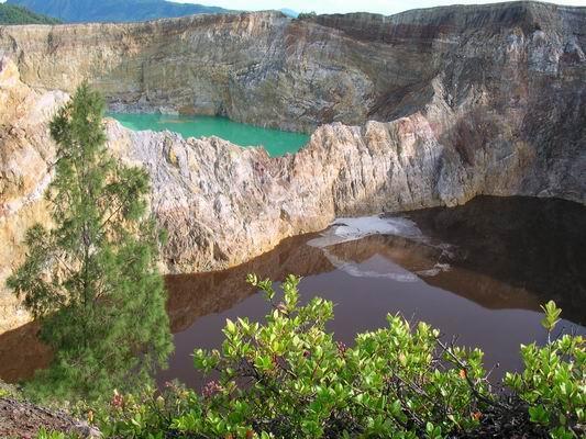 6 Fenomena alam menakjubkan ini memiliki warna seperti pelangi