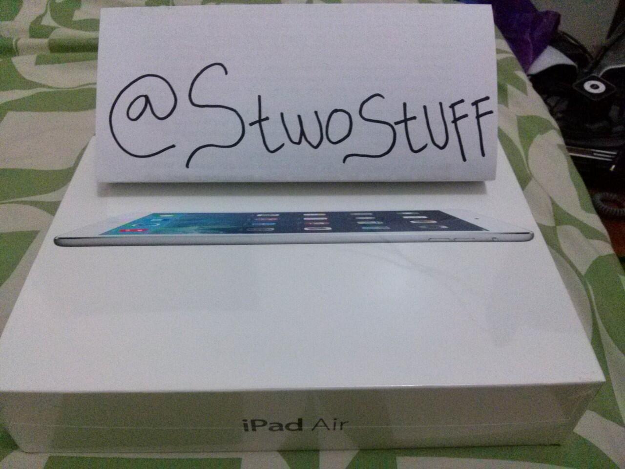 iPad Air NEW 16GB Wi-Fi only... 6,5 negooo cuma 1 unit. Masih segel!