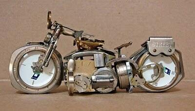 Desain Motor yang Terbuat dari Jam Tangan Bekas 