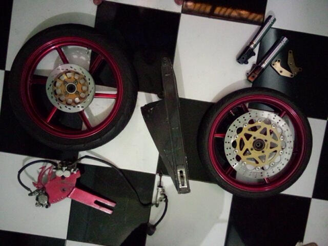 PART MODIF (VELK, CAKRAM, ARM DLL) YAMAHA JUPITER MX EDISI PENSIUN (surabaya)