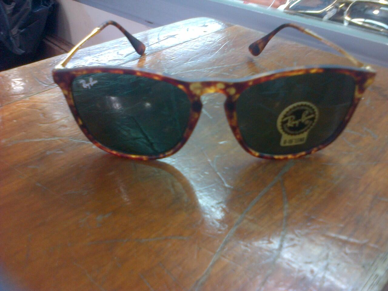 cari kacamata rayban grade ori ii fullset lensa polarized cari kacamata rayban grade ori ii fullset lensa polarized