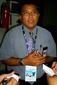 Mengenal pilot legendaris indonesia Capt.Abdul Roza