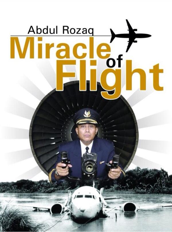 Mengenal pilot legendaris indonesia Capt.Abdul Roza