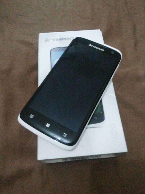 JUAL LENOVO S820 4GB Second