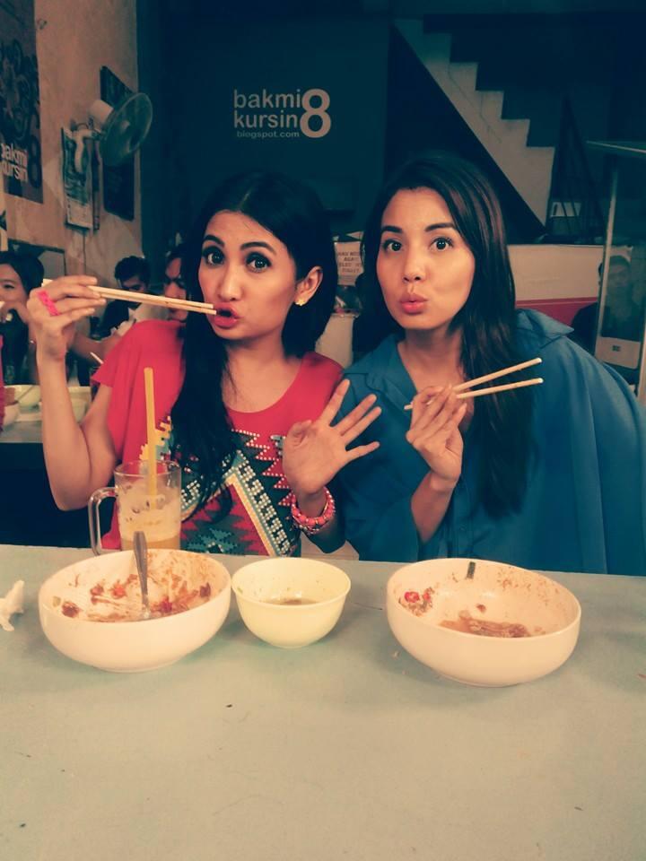 Masya Alloh! warung ane didatengin artis gan.. no tipu2