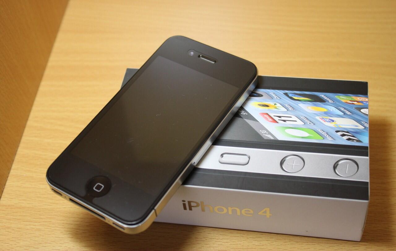 Iphone 4g 8gb FU Garansi Muulus