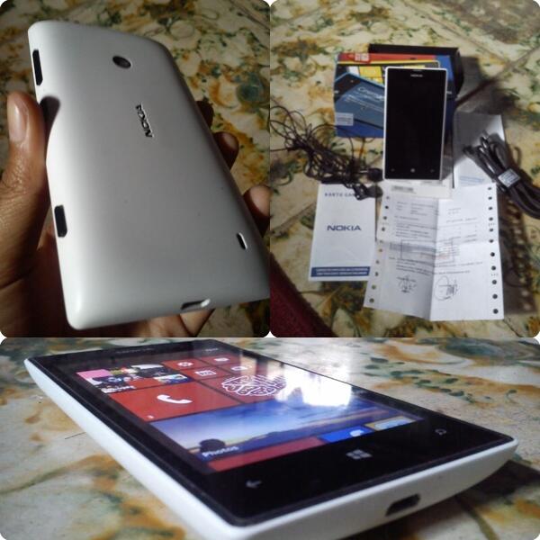 Nokia Lumia 520 putih