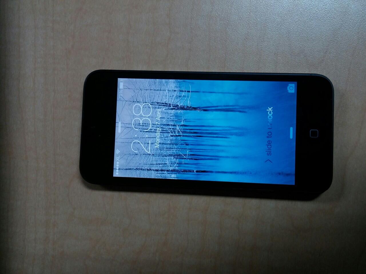 Want to Sell IPHONE 5 X Garansi - Like Brand New