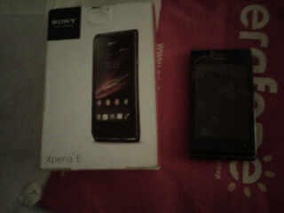 DIJUALL Hot Itemmm,, SONY EXPERIA E *kondisi BARU*