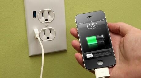 [informasi] ponsel baru harus di charge / di isi selama 8 jam, mitos atau fakta?