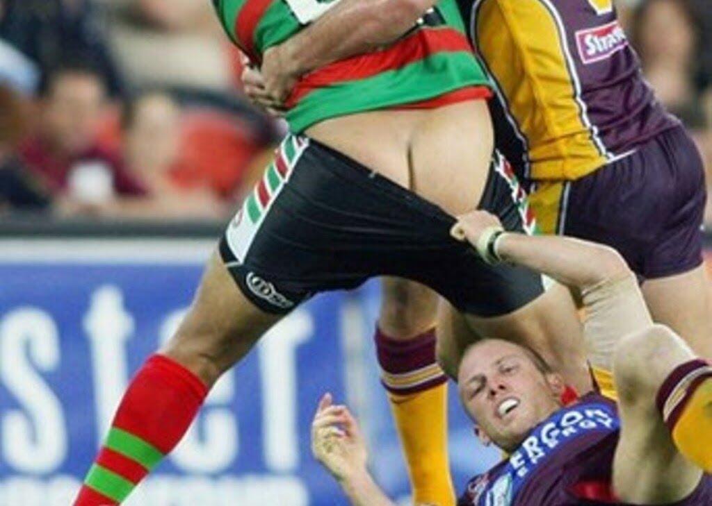 Kumpulan Foto Kejadian Lucu Sepak Bola