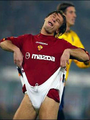 Kumpulan Foto Kejadian Lucu Sepak Bola