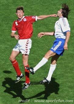 Kumpulan Foto Kejadian Lucu Sepak Bola