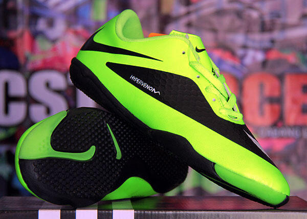 Cari TwelveSoccer Sepatu Futsal Nike Hypervenom KW Super Sol Ori, Update Terus!  KASKUS