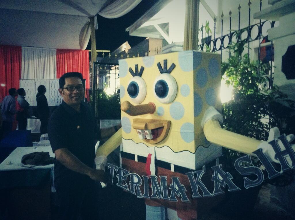 Dekorasi TPS-TPS Kreatif di Kota Bandung Pemilu 2014