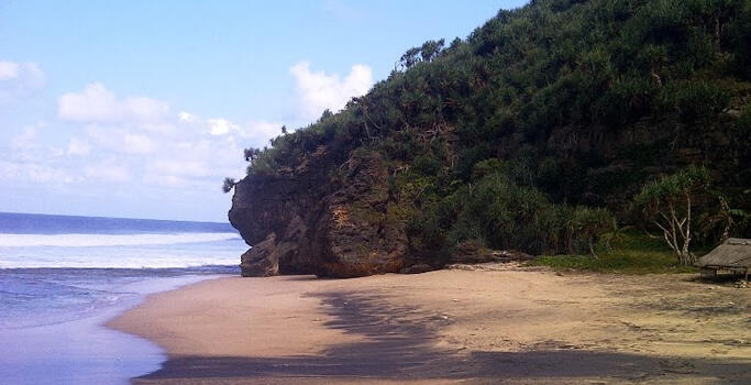 Ini Dia 15 Pantai Elok di Sepanjang Perairan Pacitan