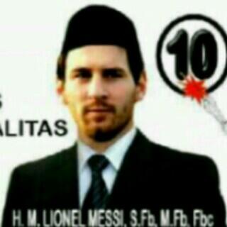 HEBOH LIONEL MESSI NYALEG gan !! Ngakak Time !!