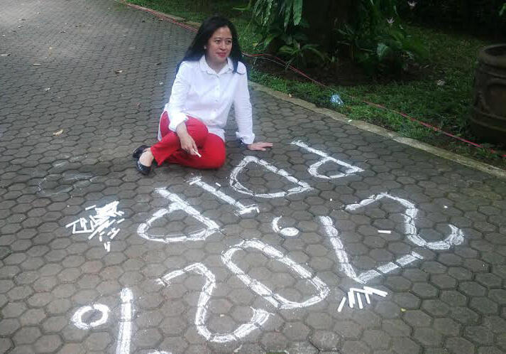 PUAN MAHARANI "MIMPI PDIP YANG TAK TERBELI"