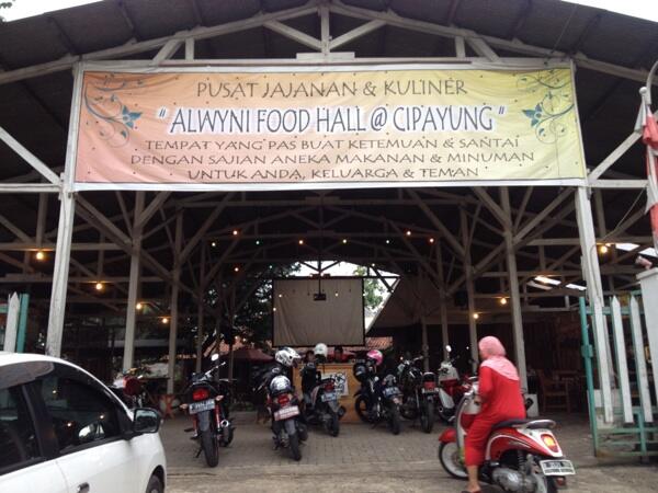 Yang mau berdagang kuliner, bisa gabung sama food court saya