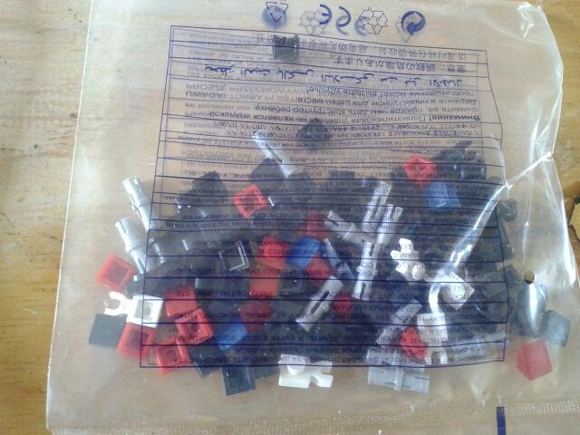 COGO dan Loongon, Mainan LEGO dengan Detail Menawan