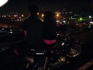 Tempat Yang Aslinya Gak Romantis