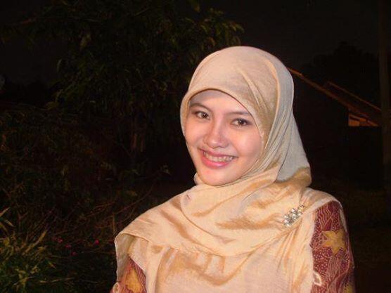 Karena Wanita Berjilbab Selalu Cantik &#91;Indonesian Hijab Blogger&#93;