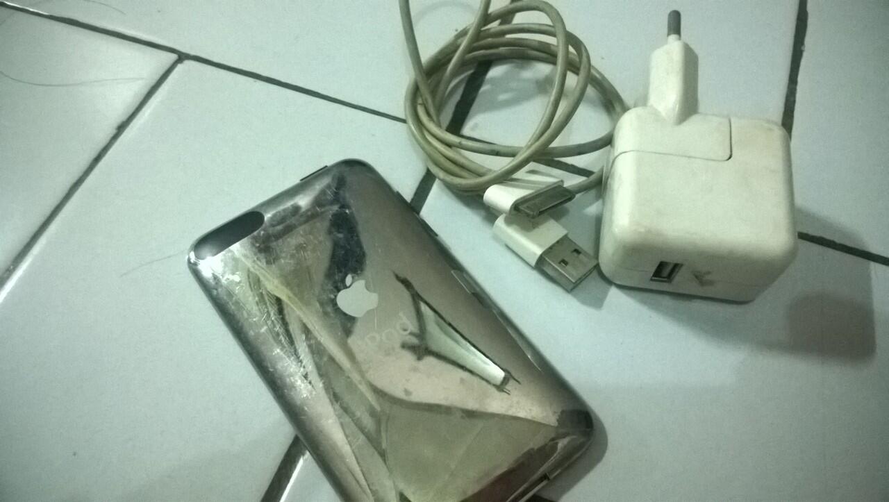 ipod touch 3rd gen 8gb