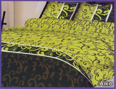 WTS BEDCOVER KING SIZE MERK ALFA