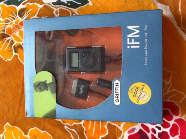 Softcase with speaker for ipod nano 3rd gen, & ifm for ipod bandung