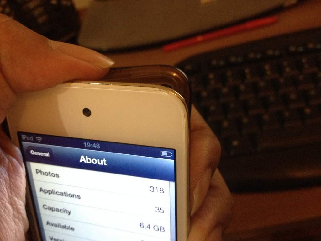 Ipod Touch 4 8GB white