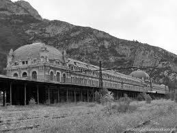 10 Stasiun Horor di Dunia